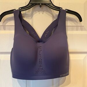 Victoria Secret Sports Bra 34DDD